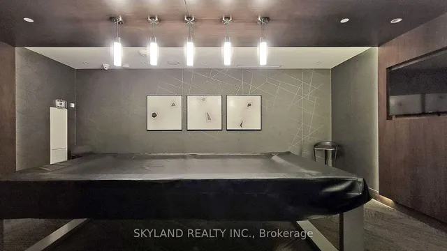 Additional image 7 of 255 Village Green Sq Unit 2204