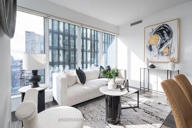 Additional image 3 of 68 Shuter St Unit 2305