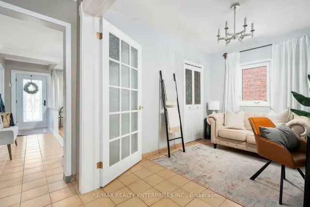 Additional image 12 of 168 Dunraven Dr