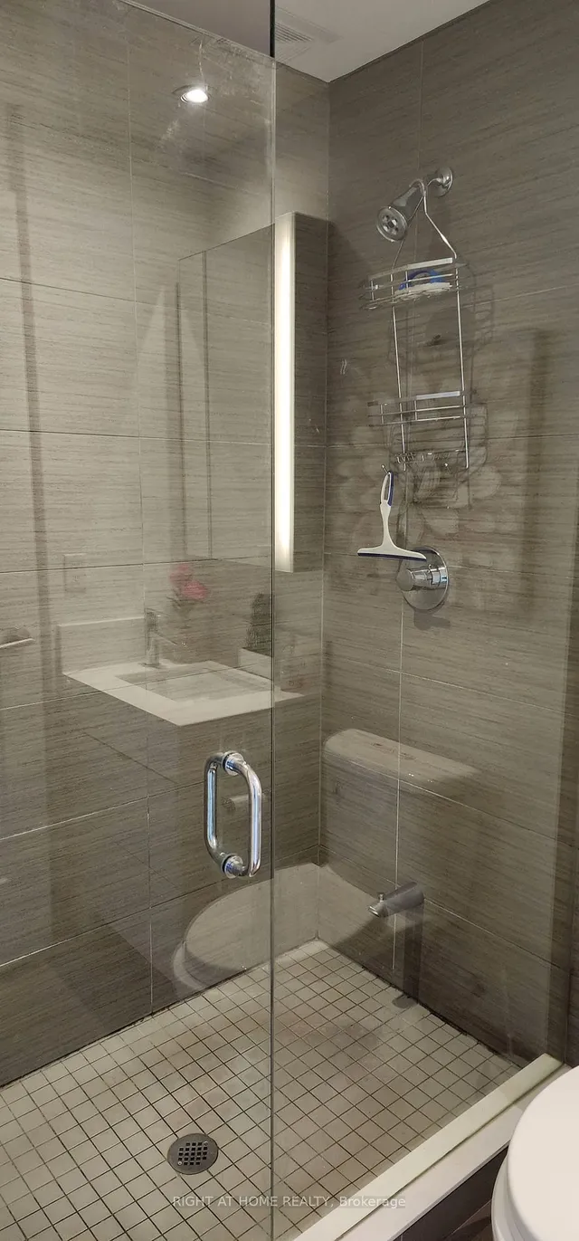 Additional image 15 of 10 York St Unit 3712