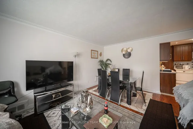 Additional image 3 of 19 Buttonwood Ave