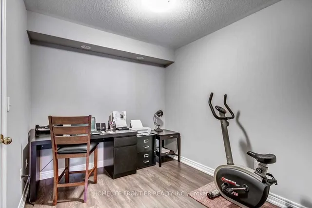 Additional image 21 of 137 Isaac Devins Blvd Unit 6