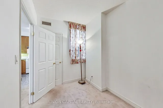 Additional image 23 of 55 Bloor St Unit 608