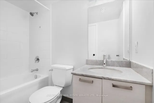 Additional image 16 of 36 Lisgar St Unit 2017 W