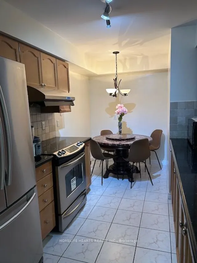 Additional image 27 of 18 Mondeo Dr Unit 723