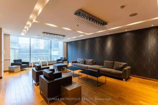 Additional image 24 of 500 Sherbourne St Unit 1811