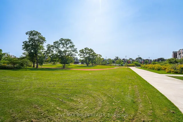 Additional image 25 of 55 Thomas Mulholland Dr Unit 8