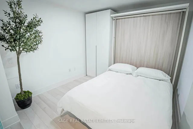 Additional image 9 of 1888 Queen St Unit 206