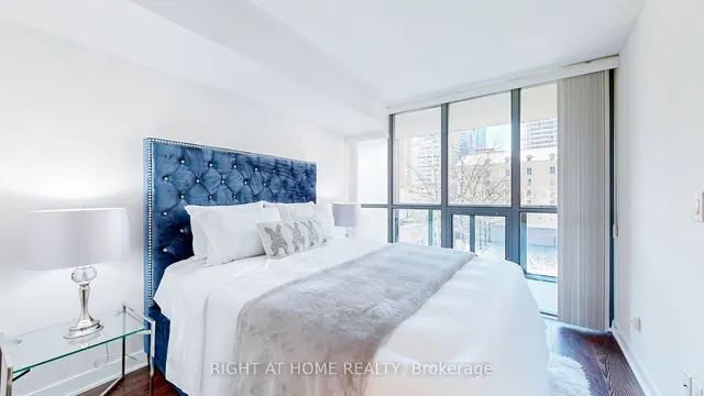 Additional image 20 of 110 Charles St Unit 406