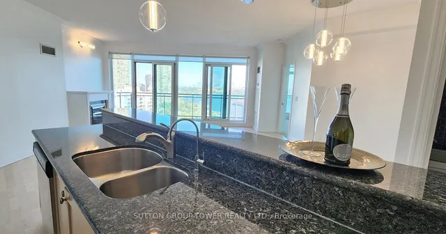 Additional image 14 of 2121 Lakeshore Blvd Unit 2205