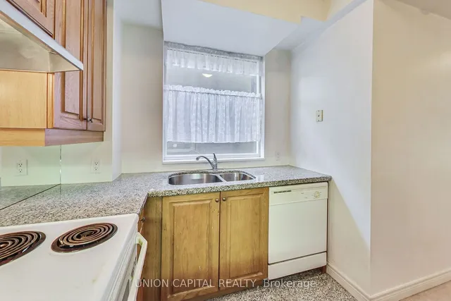 Additional image 13 of 55 Bloor St Unit 608