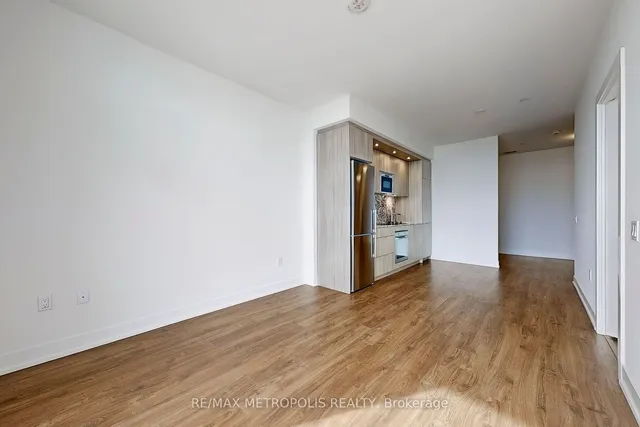 Additional image 7 of 20 Inn On The Park Dr Unit 638