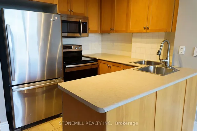 Additional image 17 of 1600 KEELE St Unit 814