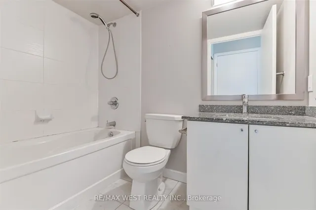 Additional image 18 of 33 Bay St Unit 903