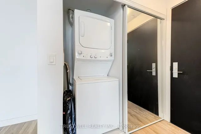 Additional image 8 of 8 Eglinton Ave Unit 2106