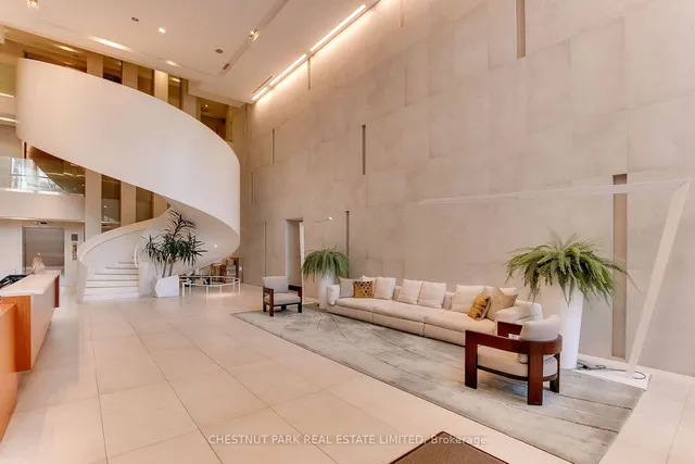 Additional image 3 of 170 Avenue Rd Unit 703