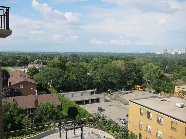 Additional image 17 of 676 Sheppard Ave Unit 709