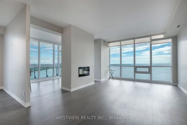 Additional image 10 of 59 Annie Craig Dr Unit PH3901