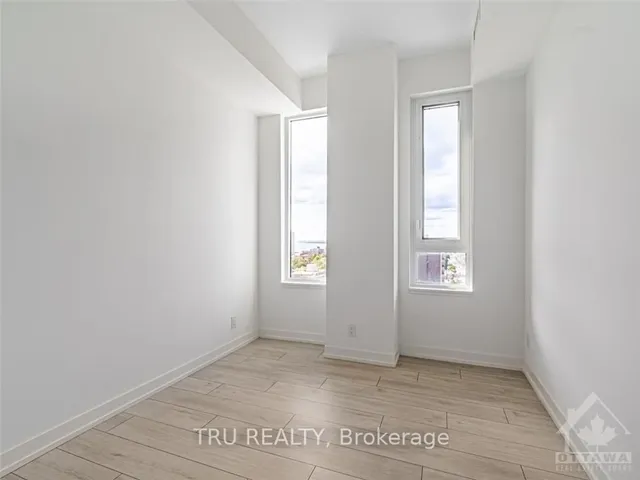 Additional image 21 of 270 DUFFERIN St Unit LPH12