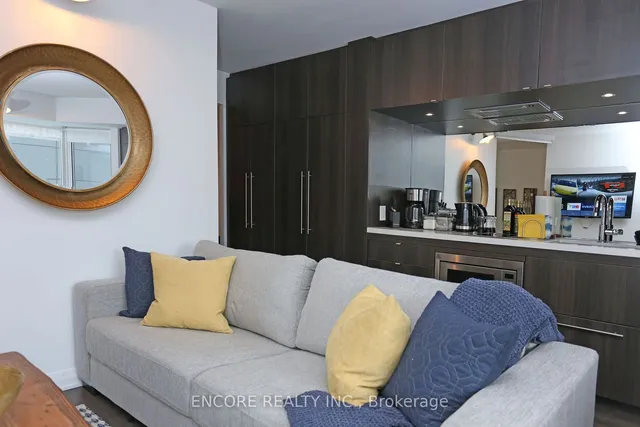 Additional image 12 of 155 Yorkville Ave Unit 707