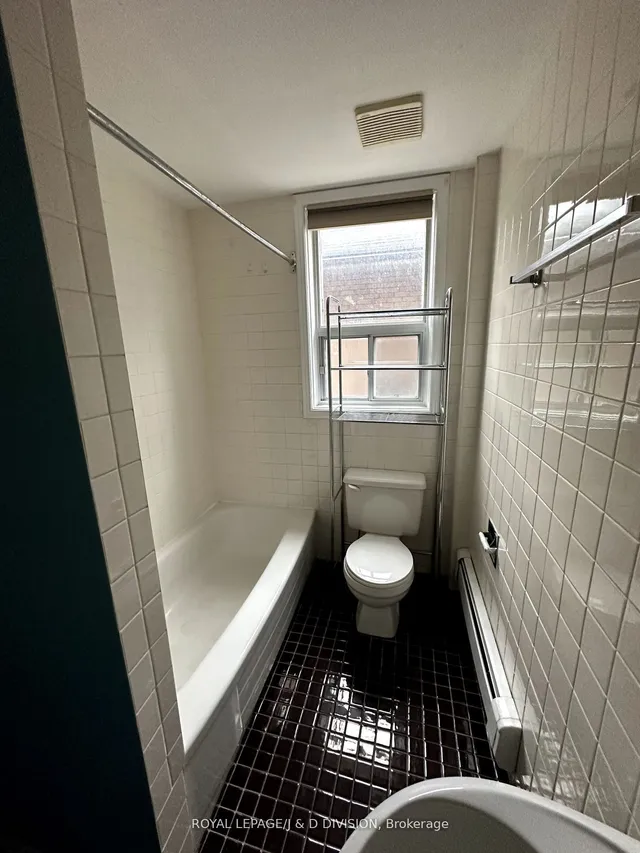 Additional image 17 of 165 High Park Ave