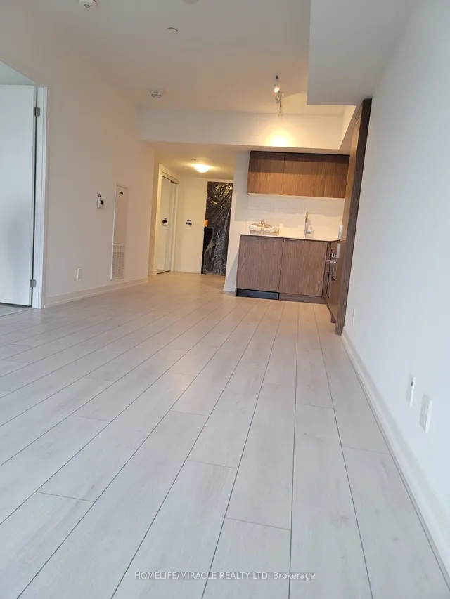 Additional image 2 of 60 shuter St Unit ph105