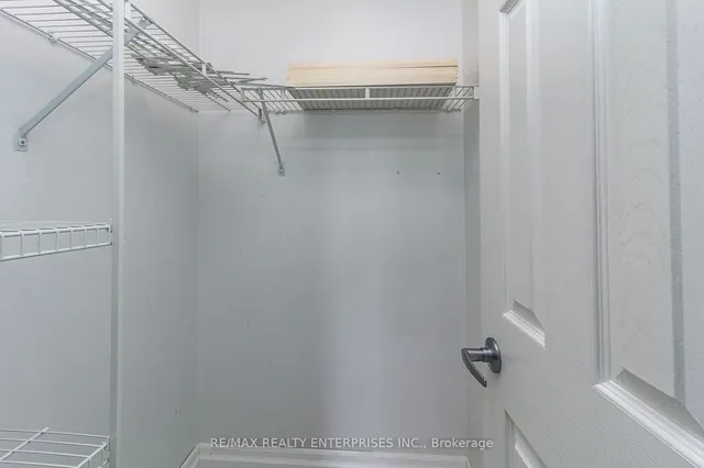 Additional image 16 of 330 Adelaide St Unit 810