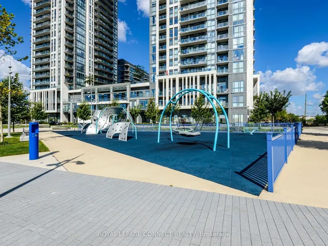 Additional image 20 of 17 Zorra St Unit 302
