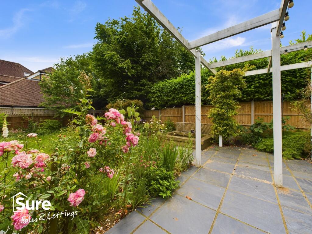 Additional image 17 of Penn Road, Park Street, St. Albans, Hertfordshire, AL2 2QT