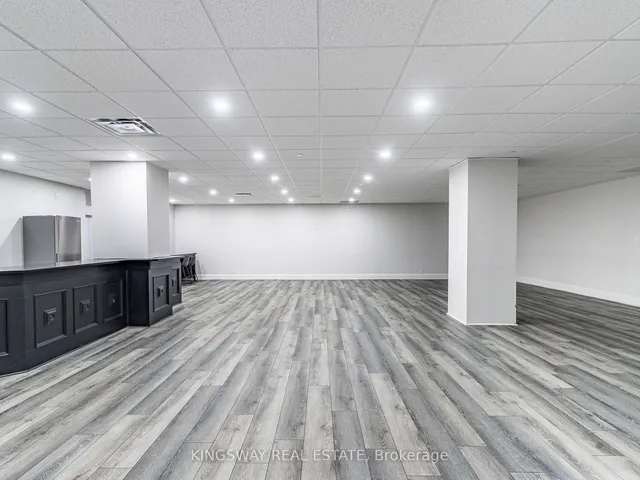 Additional image 37 of 2737 Keele St Unit 809