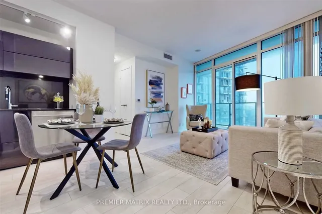 Additional image 8 of 125 Peter St Unit 1401