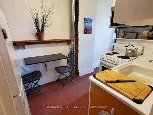 Additional image 24 of 112 Crawford St