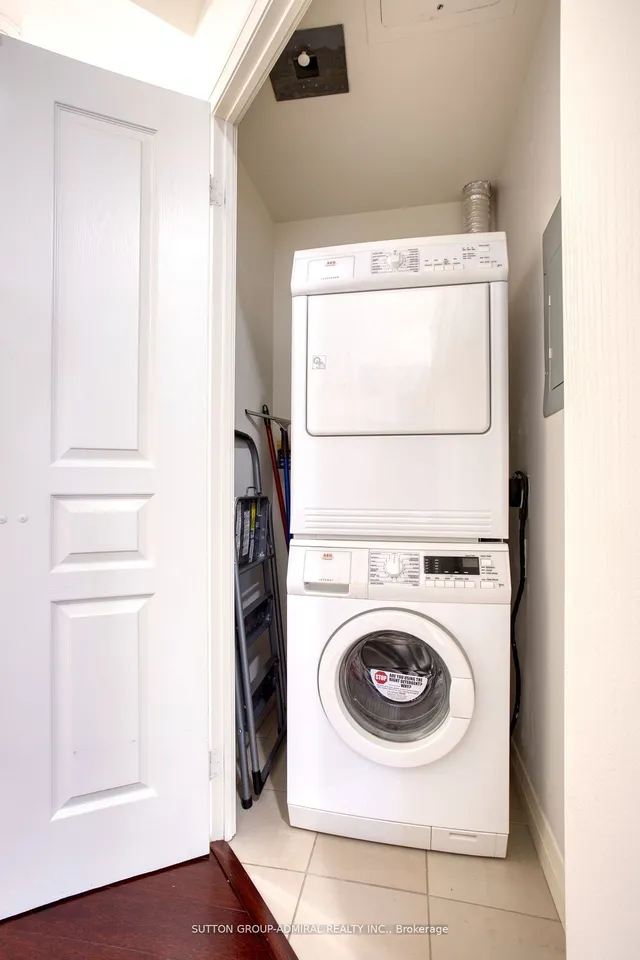 Additional image 20 of 1121 Bay St Unit 707