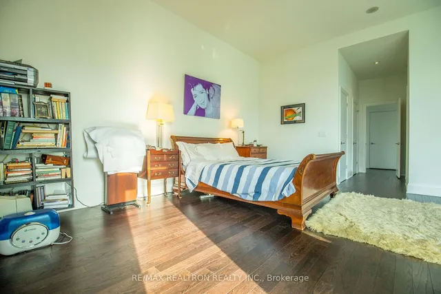 Additional image 29 of 80 John St Unit UPH3