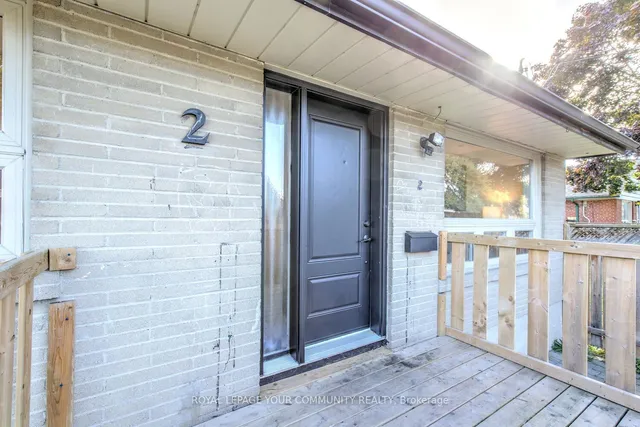 Additional image 5 of 2 Christina Cres