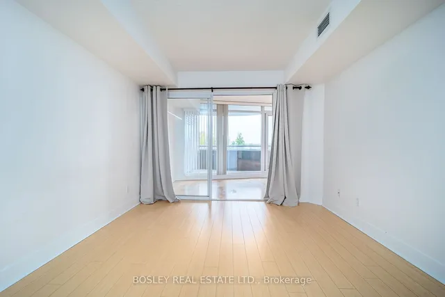 Additional image 21 of 550 Queens Quay Unit 318