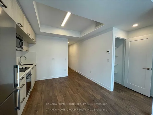 Additional image 6 of 50 Mccaul St Unit 303