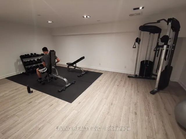 Additional image 18 of 17 Dundonald St Unit 406