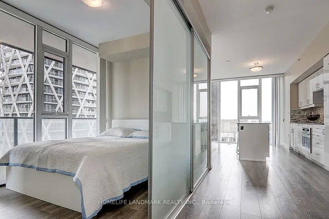 Additional image 9 of 426 university Ave Unit 2203