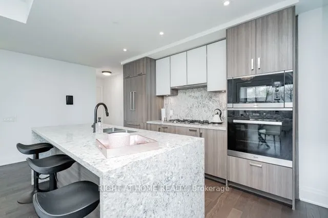 Additional image 9 of 280 Howland Ave Unit 226