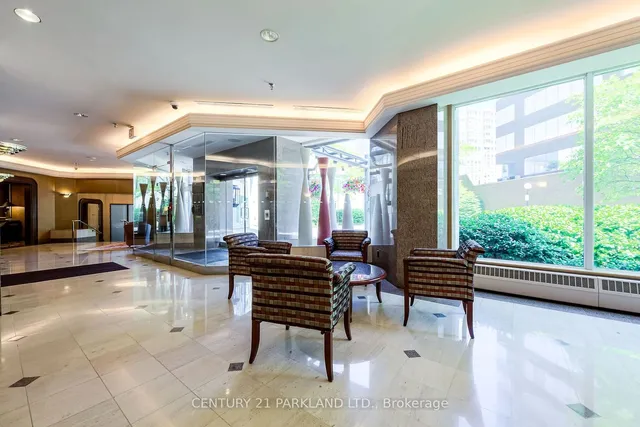 Additional image 5 of 942 Yonge St Unit 506
