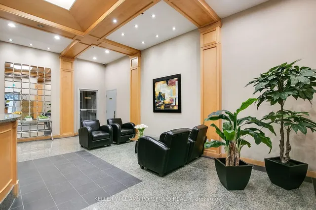 Additional image 23 of 43 Eglinton Ave Unit 1009