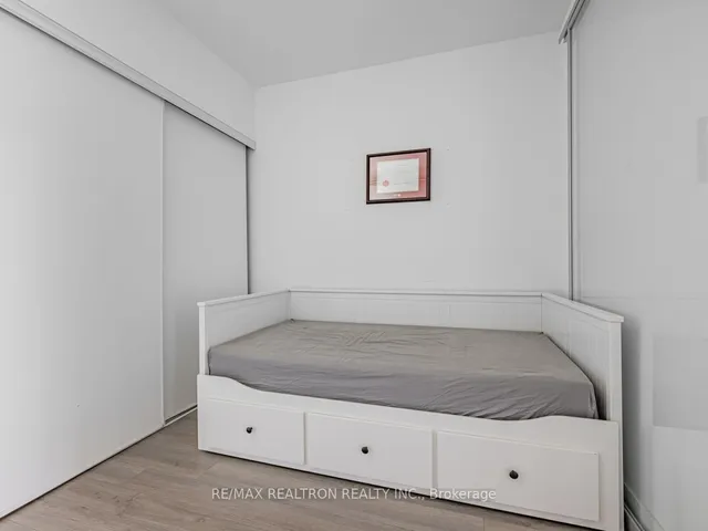 Additional image 10 of 6 Parkwood Ave Unit 616