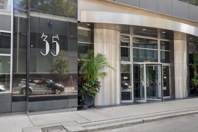 Additional image 2 of 35 Balmuto St Unit 1910