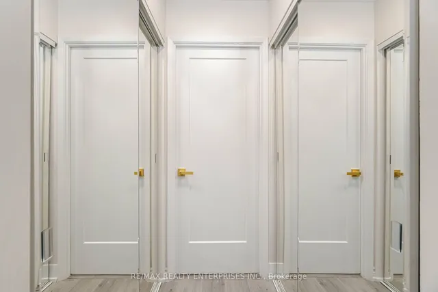 Additional image 28 of 717 Bay St Unit 701