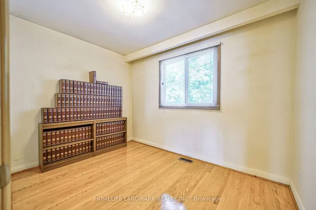 Additional image 22 of 796 Davenport Rd