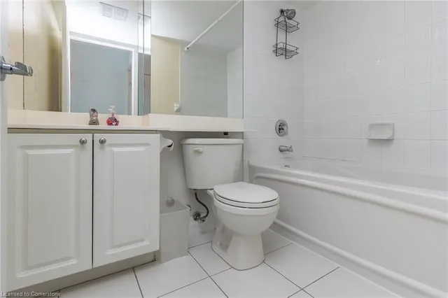 Additional image 17 of 330 Adelaide St Unit 810