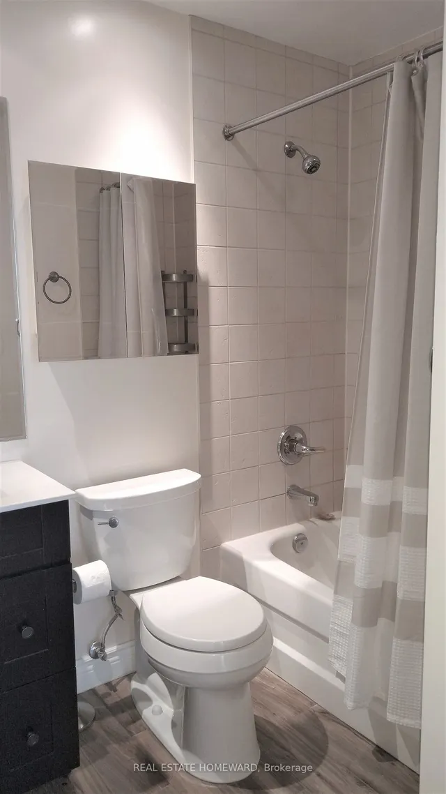 Additional image 16 of 1 Leaside Park Dr Unit 417