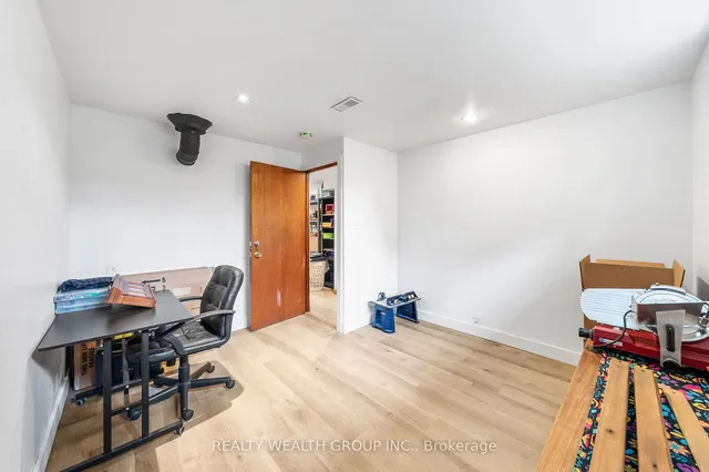 Additional image 28 of 5 Pynford Cres