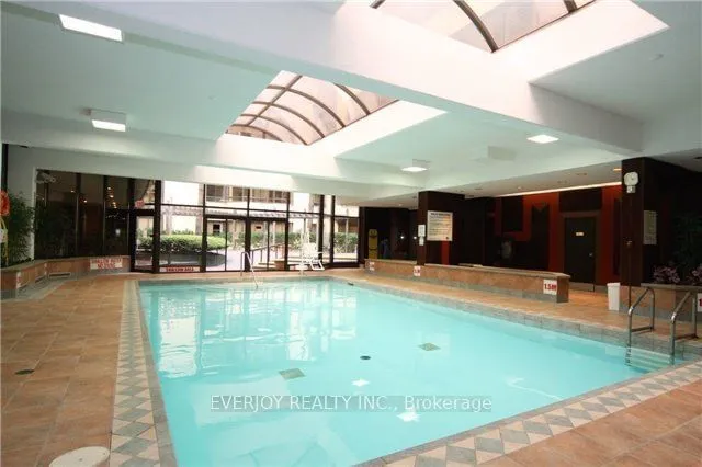 Additional image 4 of 211 St Patrick St Unit 1201